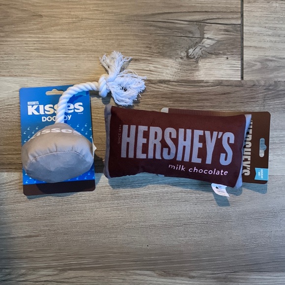 Hershey’s Dog Hersheys Squeak Crinkle Dog Toy Hershey Kiss